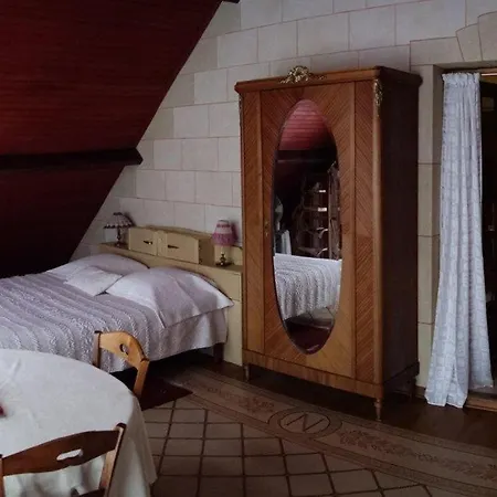 La Maison Du Verger Bed & Breakfast