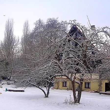 La Maison Du Verger Oda ve Kahvaltı 3*